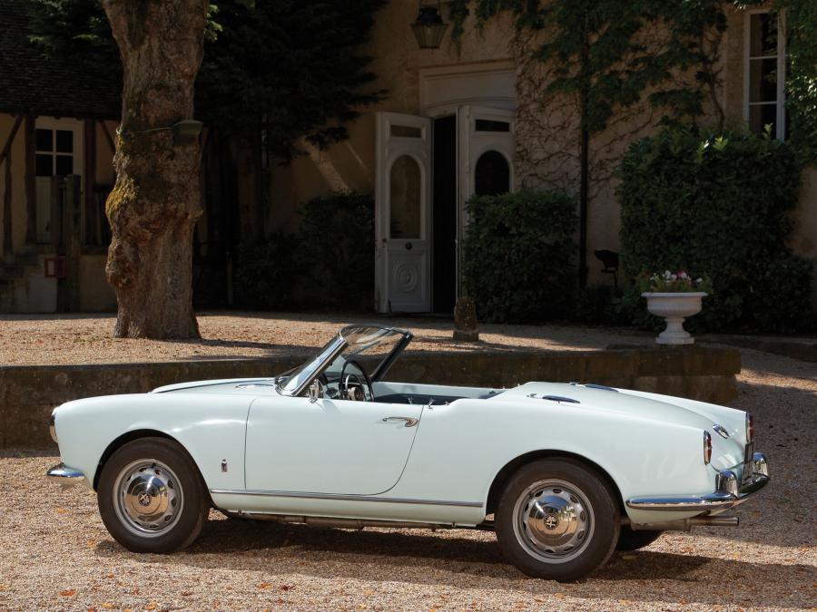  Alfa Romeo Giulietta Spider (750) 1956 года  (фото 9 из 23)